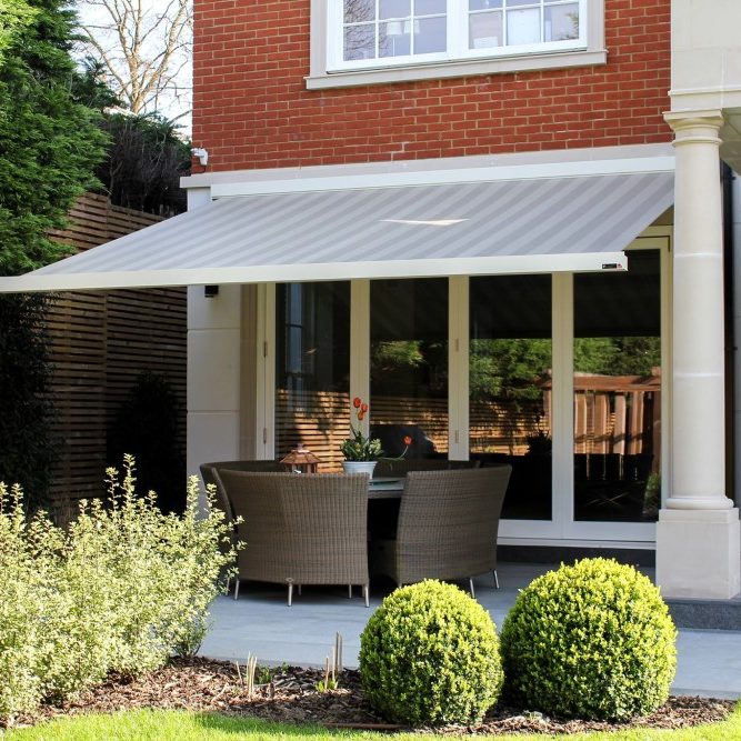 Retractable Awning In York