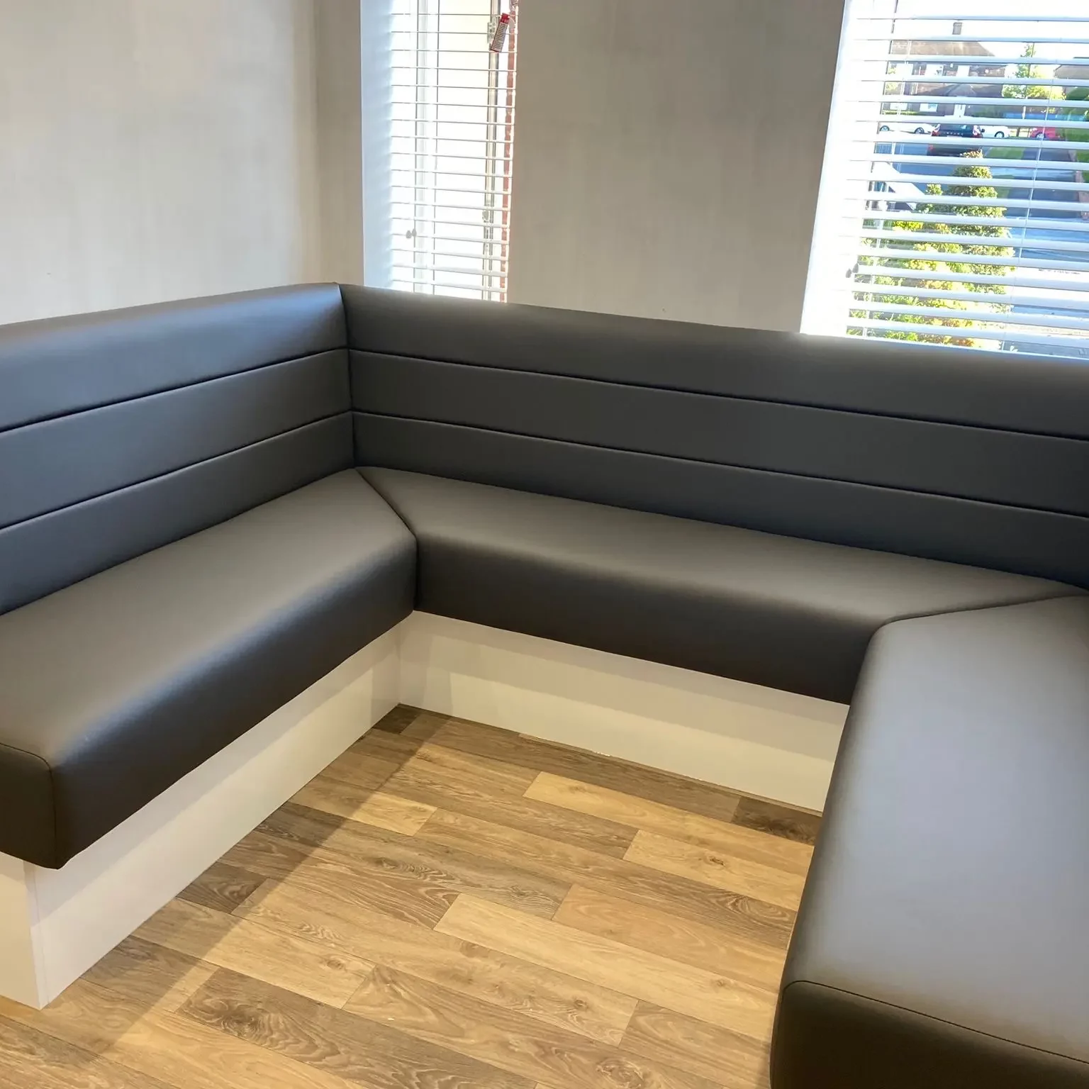 Square Booth Fitted Seating In Kitchen